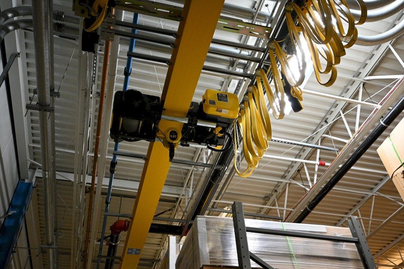3 TON X 31' SPAN X 80' LONG X 14'  LIFT  MASS R&amp;M SINGLE GIRDER OVERHEAD CRANE SYSTEM, 2009: STOCK #23154