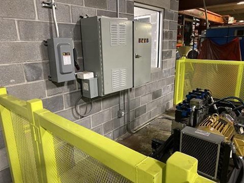 25.5&quot; D x 38&quot; W x 51&quot; L CUSTOM METAL SCRAP BALER