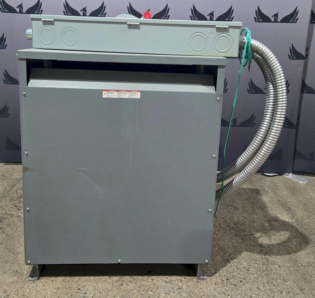 SQUARE D 220T144HDIT 460V 220KVA TRANSFORMER WITH DISCONNECT USED