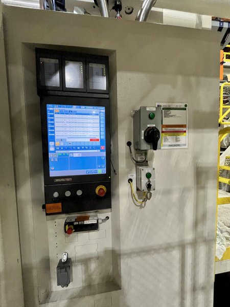 4000 Ton Krauss Maffei Injection Molding Press