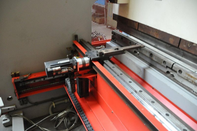 Beyeler Bystronic - PR6 200 ton x 4100 mm CNC