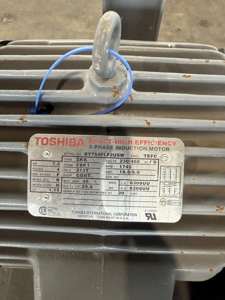 5,000 PSI HYDRAULIC PUMP. STOCK #0776925