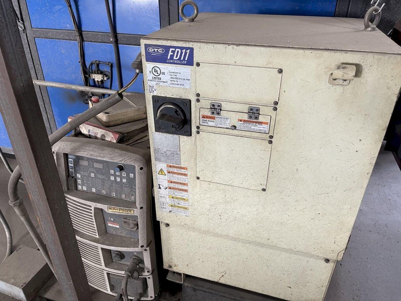 Capital Robotics FusionArc 300L 3-Station Weld Cell, 2018 – Daihen OTC FD-B6L 6-Axis Robot