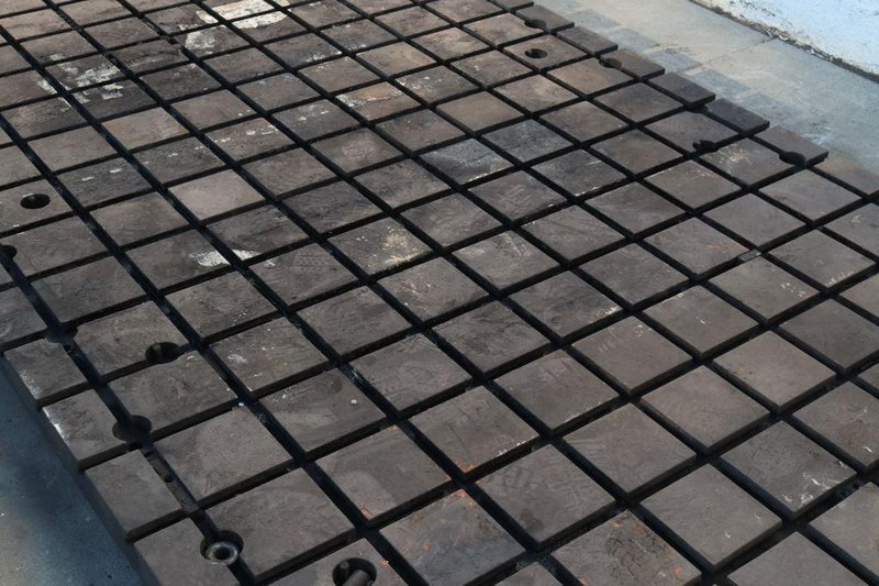 144&quot; X 72&quot; X 3&quot; SOLID STEEL T SLOTTED PLATE: STOCK #73343