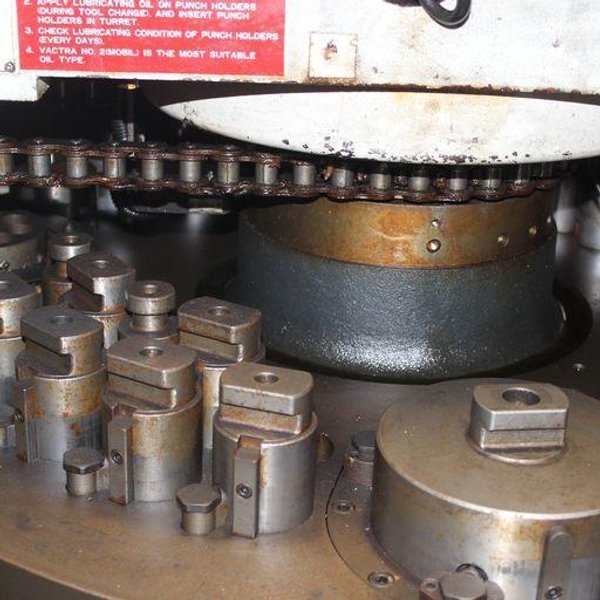 20 Ton Murata Motorum M2044 CNC Turret Punch, 2001