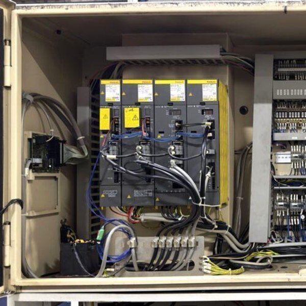 Kira VTC-40B CNC Vertical Machining Center