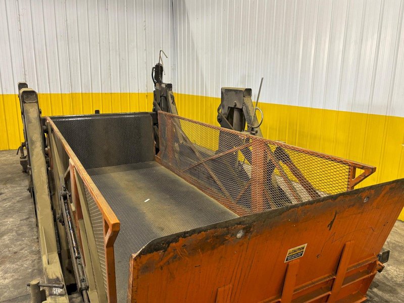 10,000 LBS SUPERIOR HANDLING EQUIPMENT "SPEED LIFT" CANTILEVER HYDRAULIC LOADING DOCK LIFT RAMP: STOCK #23686