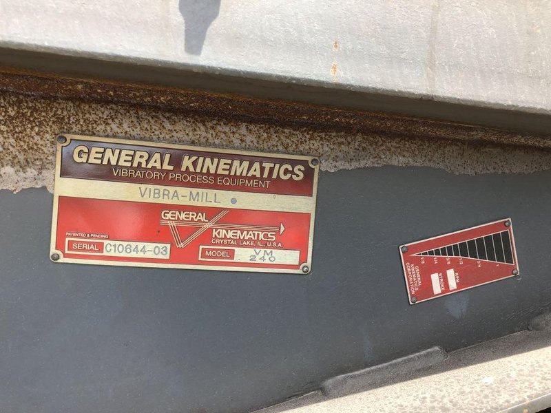 G/K MODEL VM240 LUMP CRUSHER, S/N C10644-03
12&#039; Wide X 5&#039; Deep X 8&#039;4&quot; Long
Rate of Feed: 40 TPH @ 85 Lbs Per Cu. Ft.  BASE &amp; LEGS #11587
Material Description: Sand
38,000 Lbs