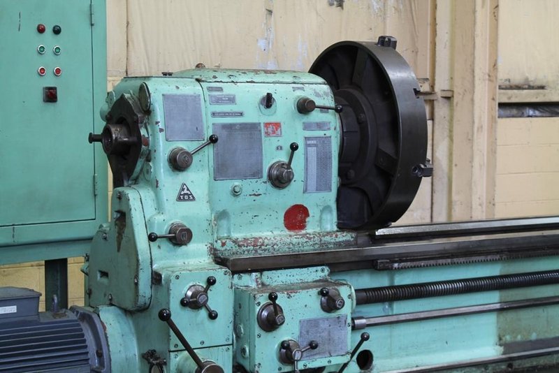 36" X 255" TOS ENGINE LATHE: STOCK #62590