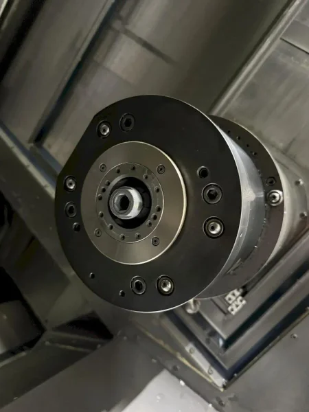 MAKINO CNC HMC  -  A61NX