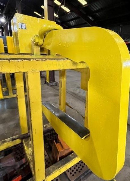 32,330# X 48"  WMT C-Hook STOCK #3755
