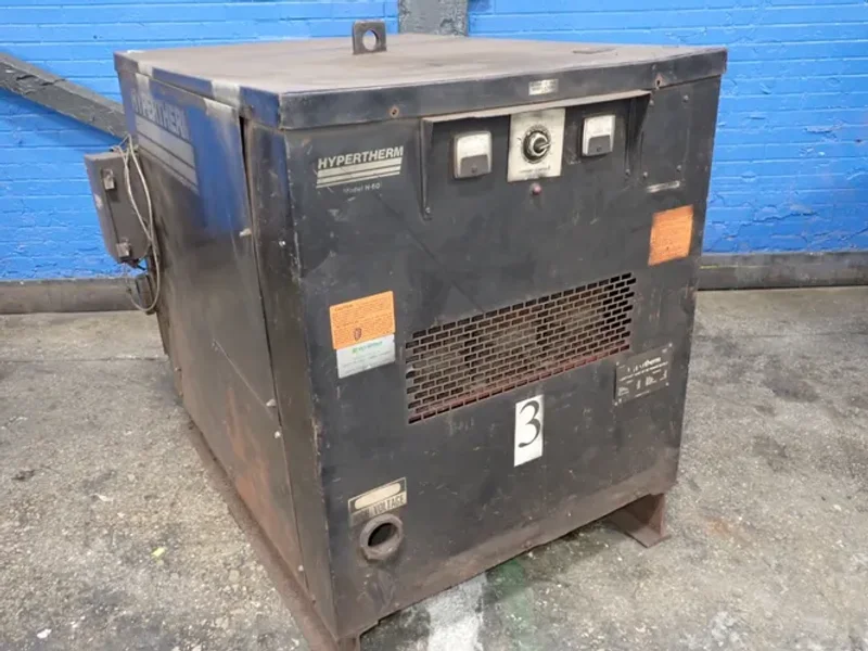HYPERTHERM 600 AMP PLASMA CUTTER POWER SUPPLY  -  H-601