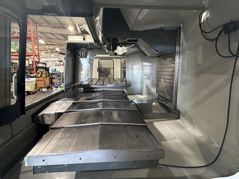 Haas VF-8/50 CNC Vertical Machining Center – 50 Taper Mill