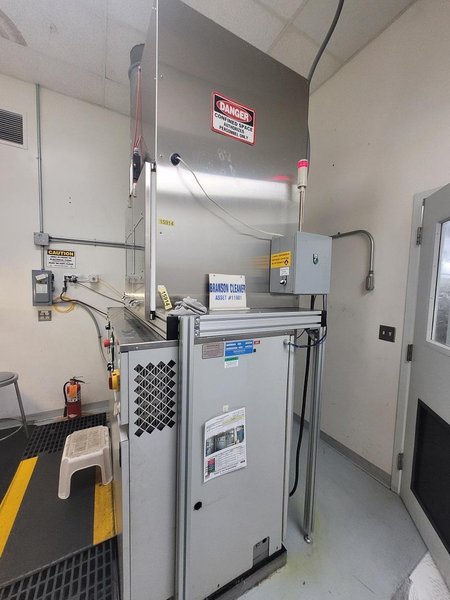 Branson B950R Ultrasonic Vapor Degreaser, Dims. Inside: 12&quot;x16&quot;x12D 4000W Immersion heat, Ultrasonic 40 KHZ with digital controls