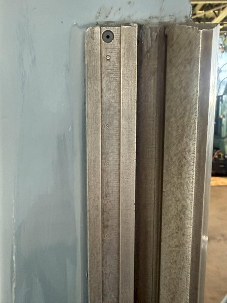 3" GIDDINGS &amp; LEWIS 300-T TAILSTOCK. STOCK #0544026