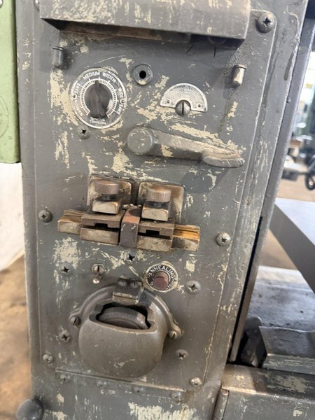 DOALL METALMASTER VERTICAL BANDSAW. STOCK # 0434426