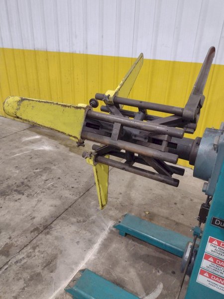 4,000 LB X 16" DURANT MODEL #MD-401-M MOTORIZED UNCOILER COIL REEL: YOBRO #24499