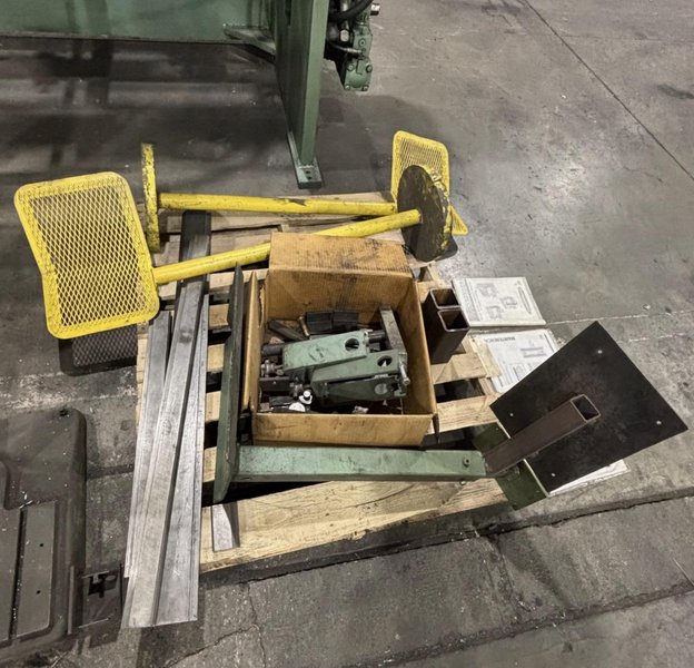 160 Ton x 10′ Betenbender 10-160T Press Brake, 2003 – Backgauge