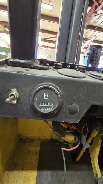 5,000 LB. HYSTER FORKLIFT. STOCK # 1001425