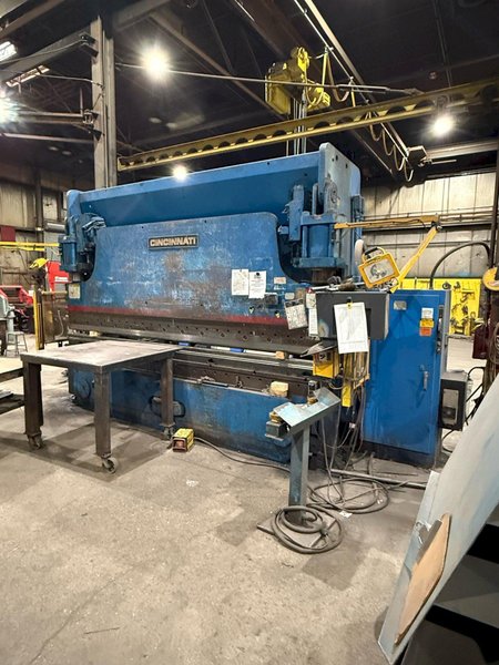 230 TON X 14' CINCINNATI 230AFX12 AUTOFORM HYDRAULIC PRESS BRAKE WITH CONVERSATIONAL CONTROL. STOCK # 0112226