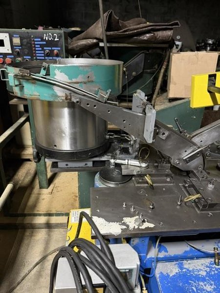 Moroni Rivet Assembly Machine Model RP-100