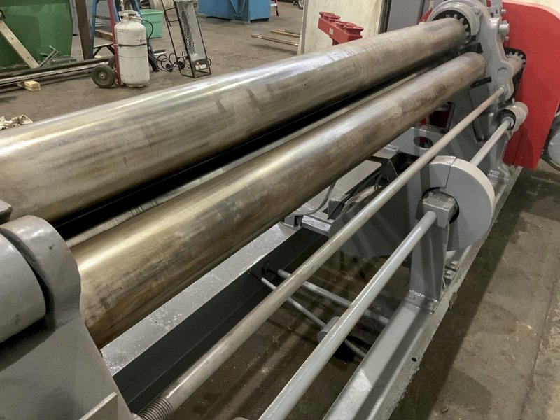 8' X 1/4" HENDLY WHITMORE PLATE BENDING ROLLS: STOCK #79630
