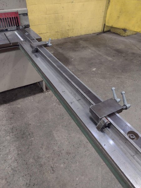 10&#039; X 10 GA CHICAGO MODEL #UA10-135 HYDRAULIC SHEAR: STOCK #17508