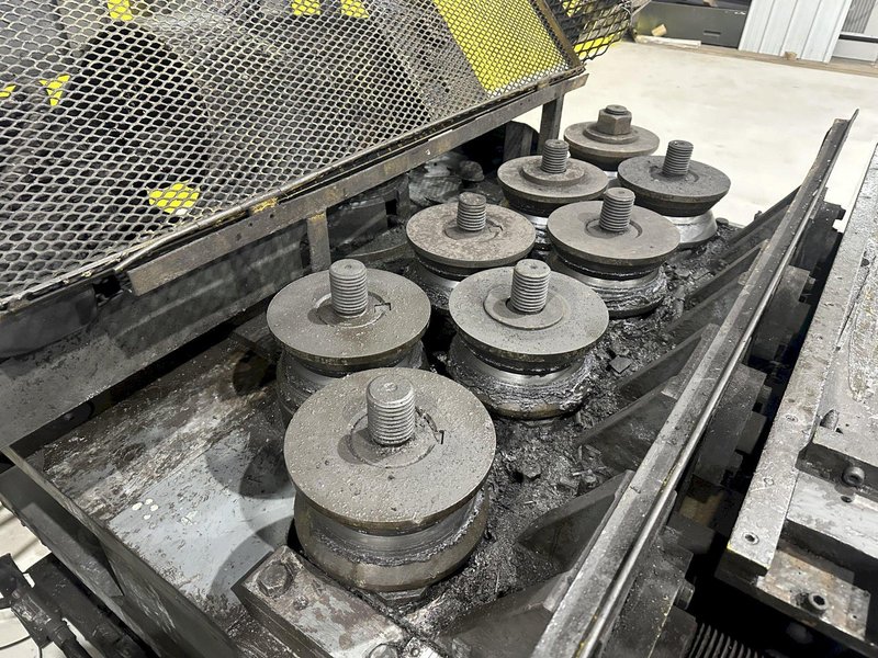 2&quot; X 8 STAND SUTTON 2-PLANE HEX, ROUND, SQUARE, FLAT &amp; SHAPE STRAIGHTENER #20003