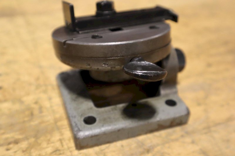 Inspection Fixtures (3pcs), (1) Mueller Model 77M Shallow Bore Gage .5" - 3.5", (1) Travel Indicator Stand, (1) Geometric Style A, Tilting 3" Rotary Table- Auction Item