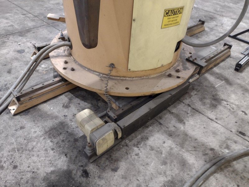 4,000 LBS X 18&quot; CWP MODEL #3RDM-18 DOUBLE END MOTORIZED COIL REEL UNCOILER: YOBRO #23973