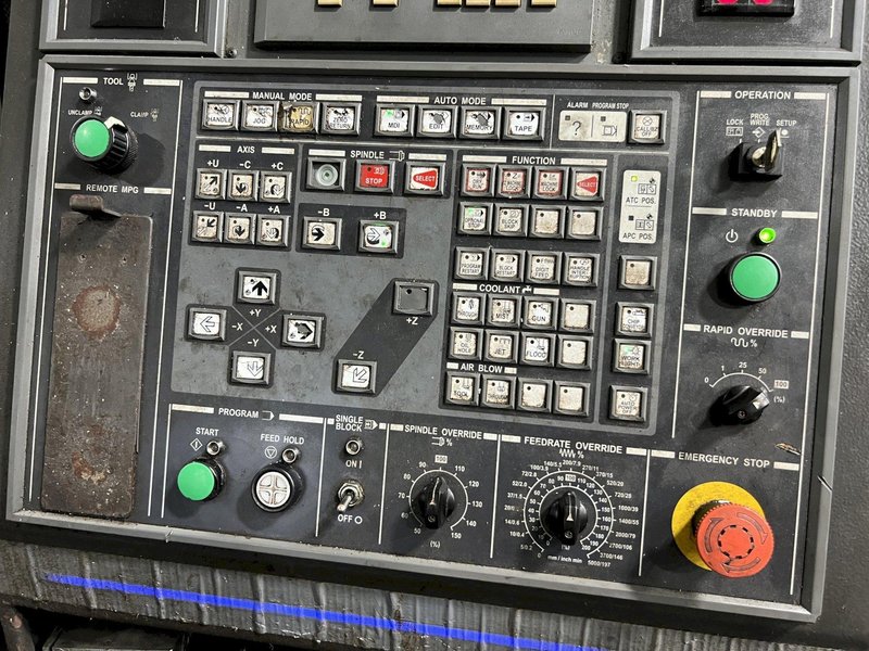 Hyundai Wia #KH1000, CNC horizontal machining center, 82.6&quot; X, 53.1&quot; Y, 55.1&quot; Z, 8000 RPM, 35 HP, CT50, Fanuc, 2010 - LOW PRICE