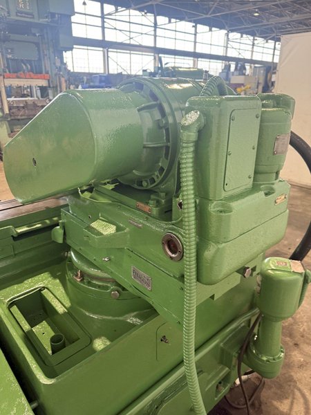 18" X 36" CINCINNATI UNIVERSAL CYLINDRICAL GRINDER. STOCK # 0779425