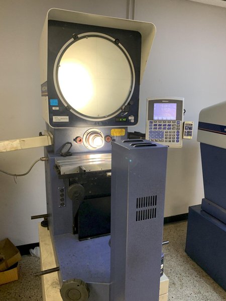 14&quot; MITUTOYO Model PH3515 Bench Model Optical Comparator, S/N 3M0123.