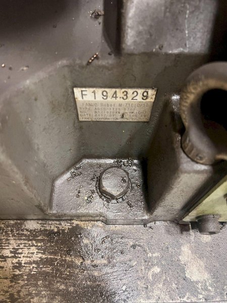 FANUC M710-ic50/R-30ib INDUSTRIAL ROBOTIC ARMS USED