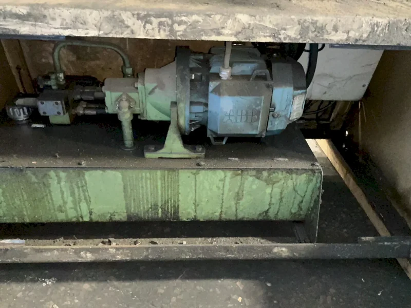 GEKA IRON WORKER  -  HYD-70
