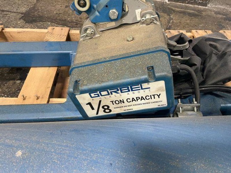 GORBEL 1/8 TON JIB CRANE W/ HOIST  -  020/57