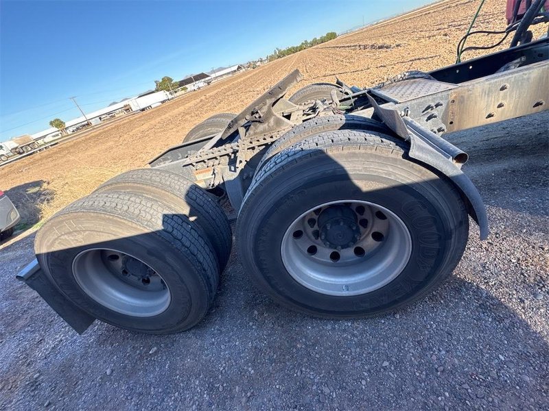 2020 Freightliner Cascadia 1FUJHHDVXLLLC1679