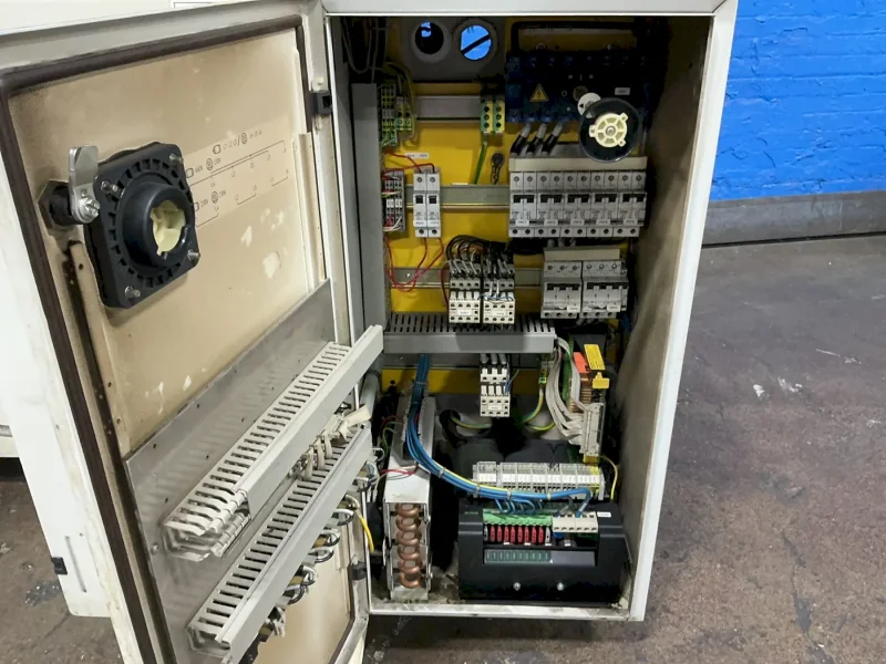 ARBURG 16 KW ALLROUNDER HYDRAULIC INJECTION MOLDER  -  221 KS 350-100