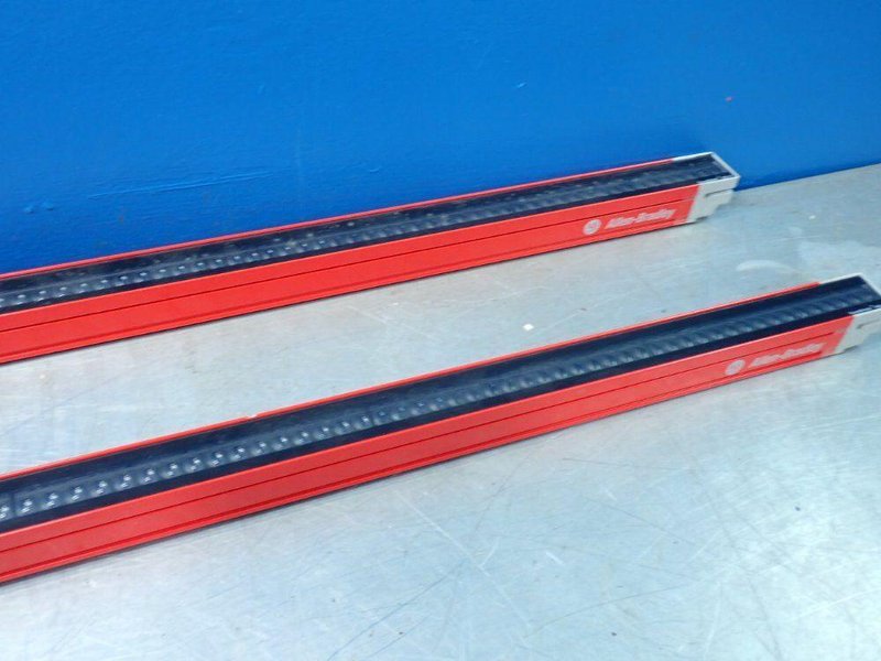 Allen-bradley Light Curtain Pair - 450l-e4fl1950yd