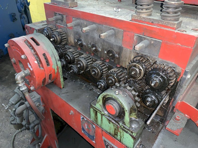 24" WIDE X .125" CWP MODEL #24C 7 ROLL POWERED COIL STRAIGHTENER: STOCK #13904