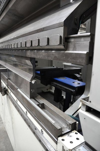 Trumpf trumabend - 230 ton x 3050 mm CNC