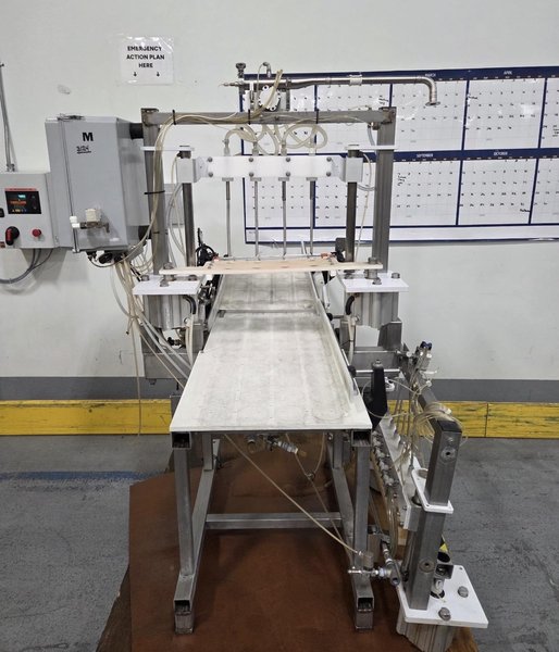 Meheen R Series Filling Line with In-Line Packaging RSC Rinser, 700VS Labeler, Zalkin Capper, Accumulation Table and Conveyor System – Complete Bottling Line, Lightly Used