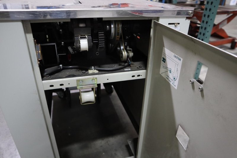 ULINE H-959 Poly Strapping Machine, Semi-Automatic, Portable on Casters- Auction Item