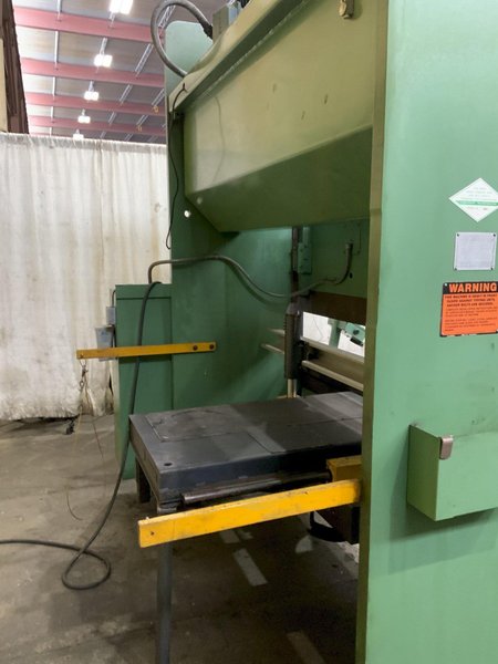 90 TON X 8' CINCINNATI CNC HYDRAULIC PRESS BRAKE: STOCK #80720