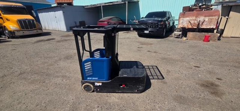 Blue Giant BG Zero Electric Access Vehicle / Order Picker, 2024 – Compact Warehouse Task Support Lift (1)