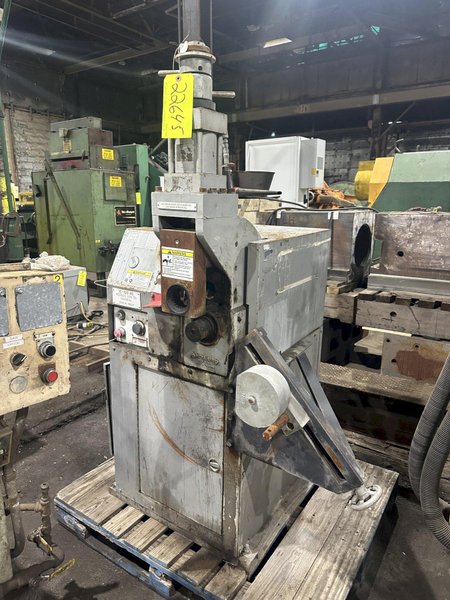 4&quot; TO 24&quot; VICTAULIC MODEL #VE-424-MC HYDRAULIC GROOVER MACHINE: STOCK #22645