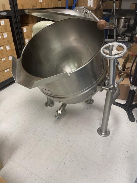 Premium 100‑Gl Steam‑Jacketed Tilting Kettle with Motorized Mixer