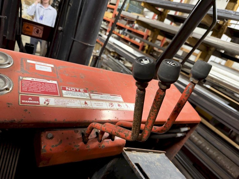 40,000 LB ROYAL T400-C FORKLIFT. STOCK # 0650326