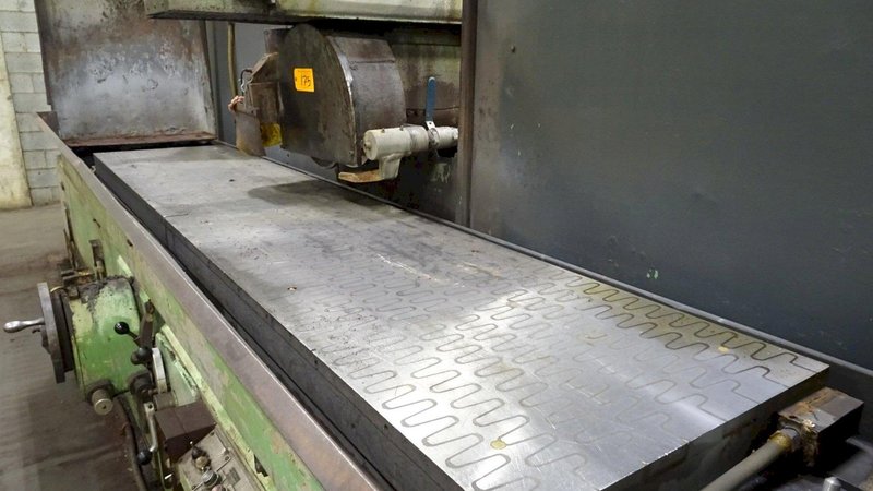 24' X 120' THOMPSON MODEL 10-PCH-7882 HYDRAULIC SURFACE GRINDER: STK 70