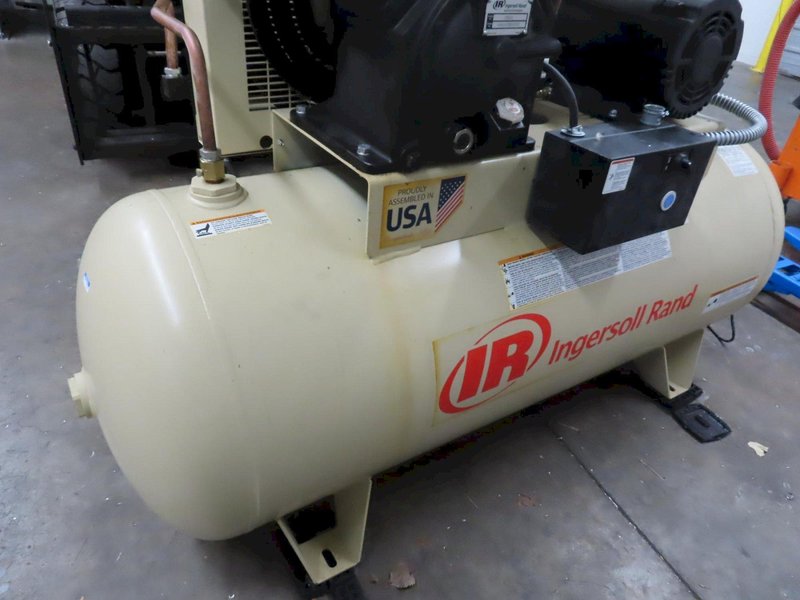 Ingersol Rand 2545E10V-V 2-Stage 10 HP Piston Air Compressor with Horizontal Tank- Auction Item